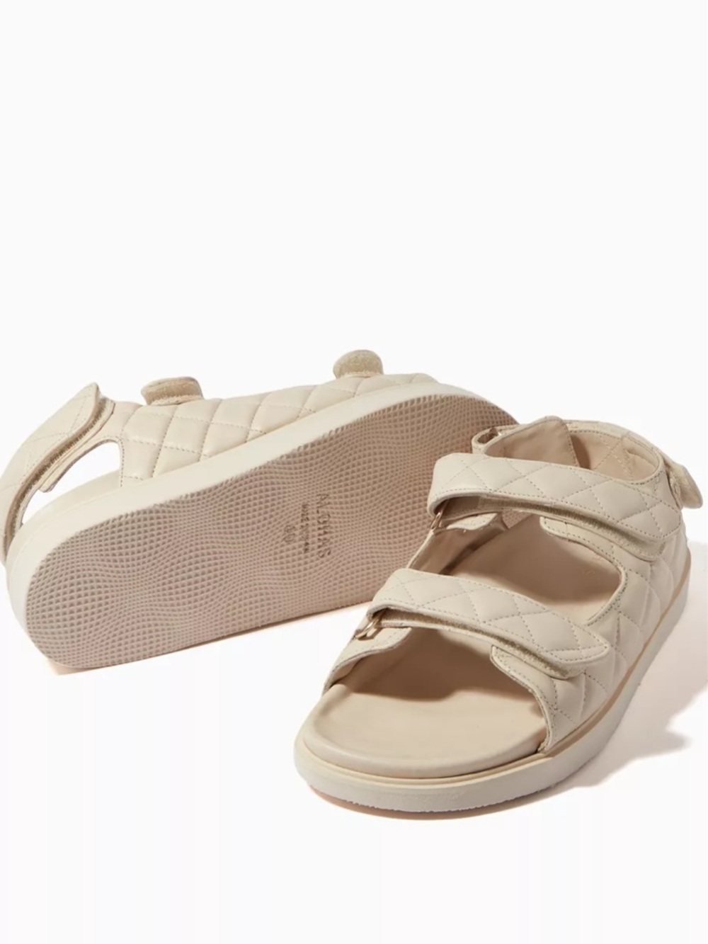 Alohas chunky Cream Sandals